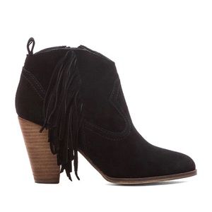 STEVE MADDEN SUEDE PONCHO BOOTIE
